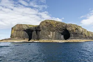 Staffa: Fingal's Cave of Staffa Island, volcanic island