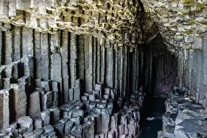 Staffa: Fingal's Cave of Staffa Island, volcanic island