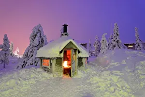 051218: Finnish Kota in a snow-covered landscape, Iso Sy&, x1d25;