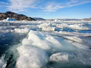 Zwick: First sea ice during late autumn, early winter