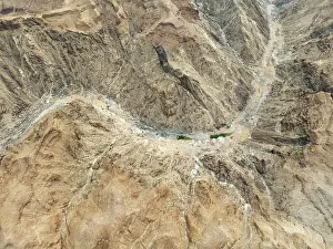 Gorge: The Fish River Canyon with a length of 160 km is the second largest canyon in the world and the largest in Africa