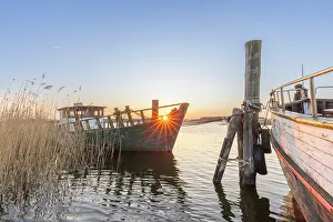 Ship: Fishing boat Zecherin