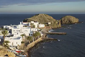 Cabo: The fishing village of La Isleta del Moro in the