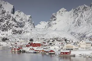 Habour: Fishing village Reine on the Lofoten Islands in