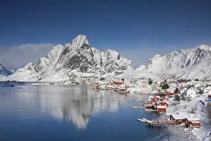 Habour: Fishing village Reine on the Lofoten Islands in