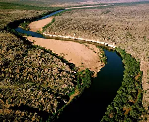 Fitzroy: Fitzroy River cutting through ancient limestone