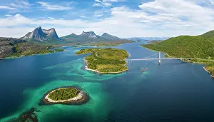 Lofoten: Fjord with islands in front of Bergen, Mount Sto