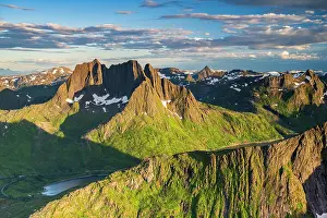 Finnmark: Fjord and mountains, view of Breidtinden peak, S