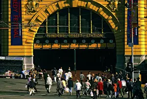 Flinders: Flinders Street Station Melbourne