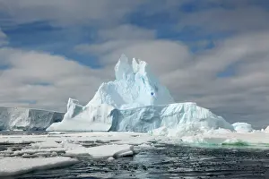 Calving: Floating Iceberg in the Ross sea