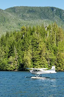 Plane: Floatplane in Great Bear Rainforest, British