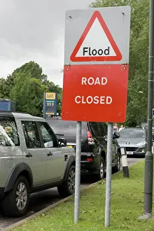 Severn: Flooding - road closed sign due to flooding of