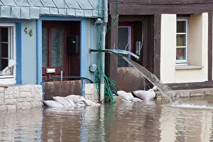 Snowmelt: Flooding through Snowmelt - of Hann