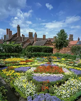 Died: Flower Gardens - New Place (where Shakespeare died