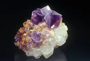 Matrix: Fluorite in White Light