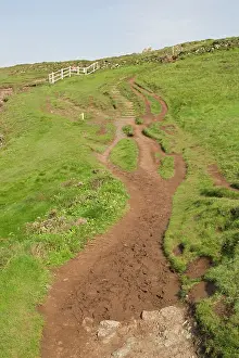 Worn: Footpath - worn cliff path