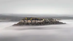 Saxon: Fortress Knnigstein im Nebel, Elbe Sandstone Mountains
