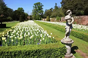 Buckinghamshire: The Fountain of Love at Cliveden Buckinghamshire England on