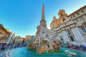 Piazza: Fountain of the Four Rivers and the Obelisk of Domitian
