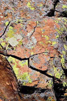 Fracture: Fracture Weathering in Granite