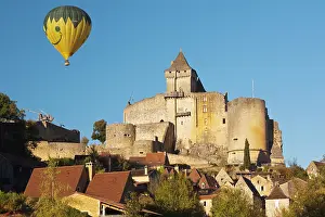 Balloon: France, Aquitaine Region, Dordogne Department