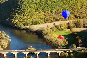Balloon: France, Aquitaine Region, Dordogne Department