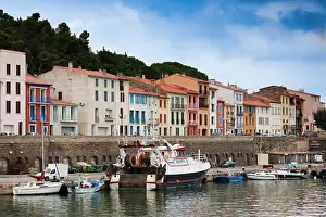 Languedoc: France, Languedoc-Roussillon, Pyrennes-Orientales