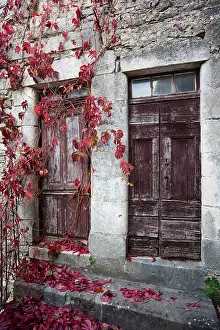 Walled: France, Midi-Pyrenees Region, Aveyron Department