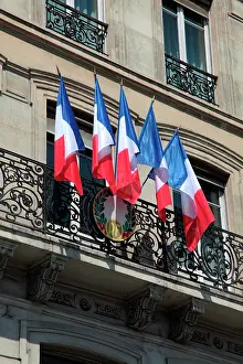 Yuanyue: France, Paris, French national flags on