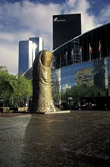Flag: France, Paris, La Defense. Sculpture Le