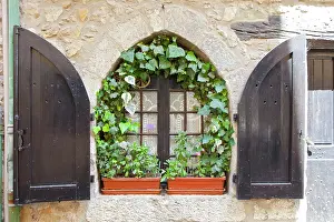 Shutter: France, Provence, Vence. Close-up of window