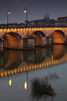 Burgundy: France, Saone-et-Loire Department, Burgundy