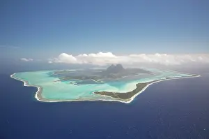 Helicopter: French Polynesia, Tahiti, Bora Bora. The