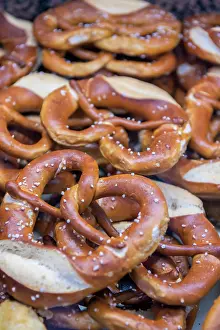 Goods: Fresh baked pretzels in bakery, Wertheim