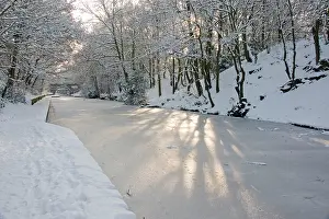 Canals: Frozen canal