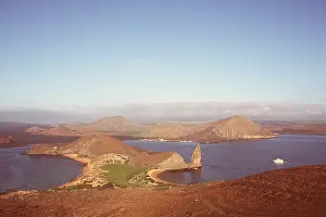 Stack: GALAPAGOS - Bartolome / Bartholome Island