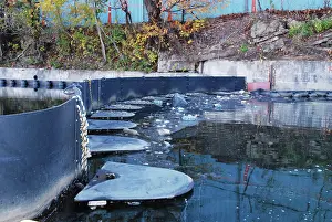 Queens: Garbage Along Containment Boom, Newtown Creek, NYC