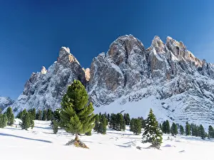 Awesome: Geisler Mountain Range or Gruppo delle Odle