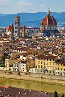 Rooftops: General city skyline view and the Duomo, Florence, Italy
