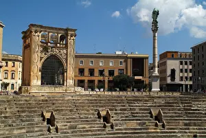 Amphitheater: Geografie, Italien, Apulien, Lecce, Amphitheater