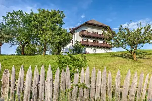 Bauernhof: Geografie, Italien, Bauernhof am
