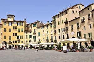 Piazza: Geografie, Italien, Hauptplatz von Lucca, Toskana