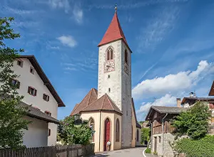 Kirche: Geografie, Italien, Kirche der Heiligen