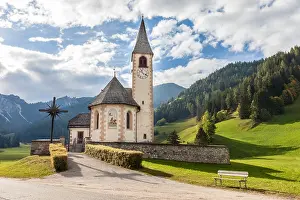Kirche: Geografie, Italien, Kirche von St