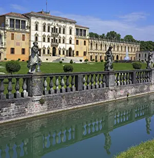 Veneto: Geografie, Italien, Villa Contarini, erbaut von