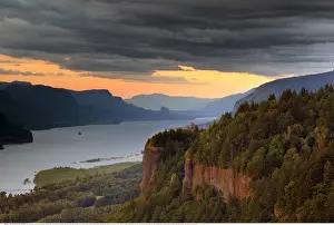 Gewsser: Geografie, USA, Oregon, Columbia River Gorge, Vista