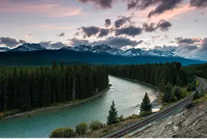 Ambience: geography / travel, Canada, Bow River, Bow Valley