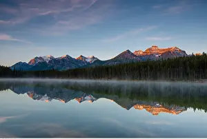 Herbert: geography / travel, Canada, Herbert Lake, Bow Range