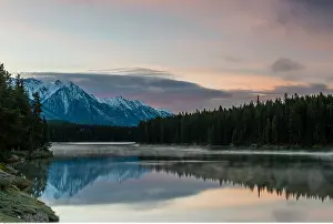 Johnson: geography / travel, Canada, Johnson Lake, Banff