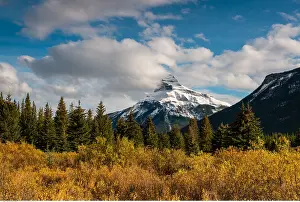 Pilot: geography / travel, Canada, Mount Pilot, Bow Valley
